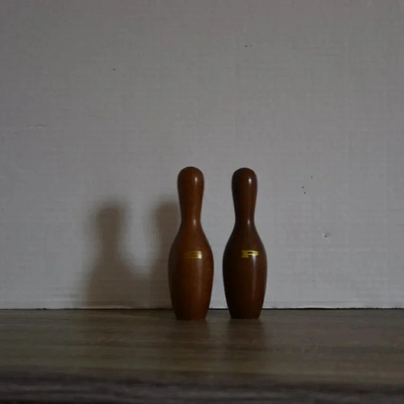 Vintage MCM  Bowling Pin S&P Shakers - Picture 2 of 7